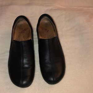 Taos slip on loafer